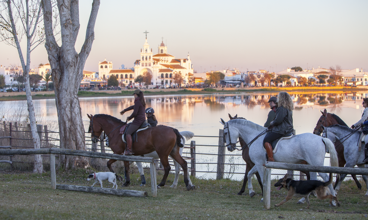 Panoramic view of Huelva, a Biosphere Certified destination blending sustainability and natural beauty.